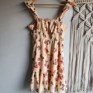 Urban Outfitters Floral Sundress‎ Size L Smocked Bodice Tiered Hem Cottagecore